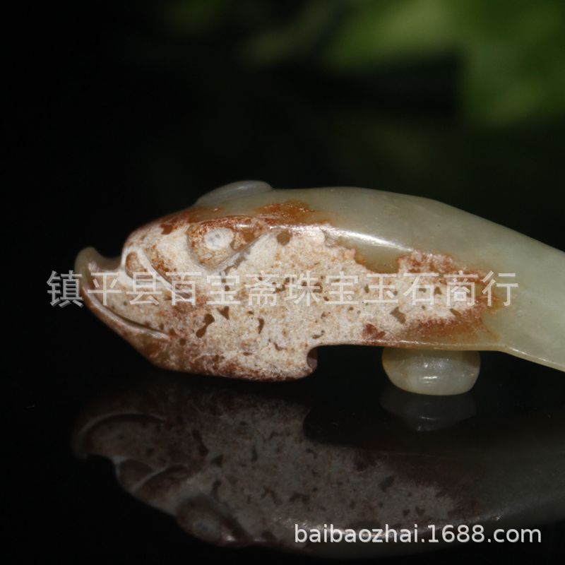 直播爆款老岫玉龙钩摆件 清晚期古玉老玉龙钩挂件文房用品笔搁